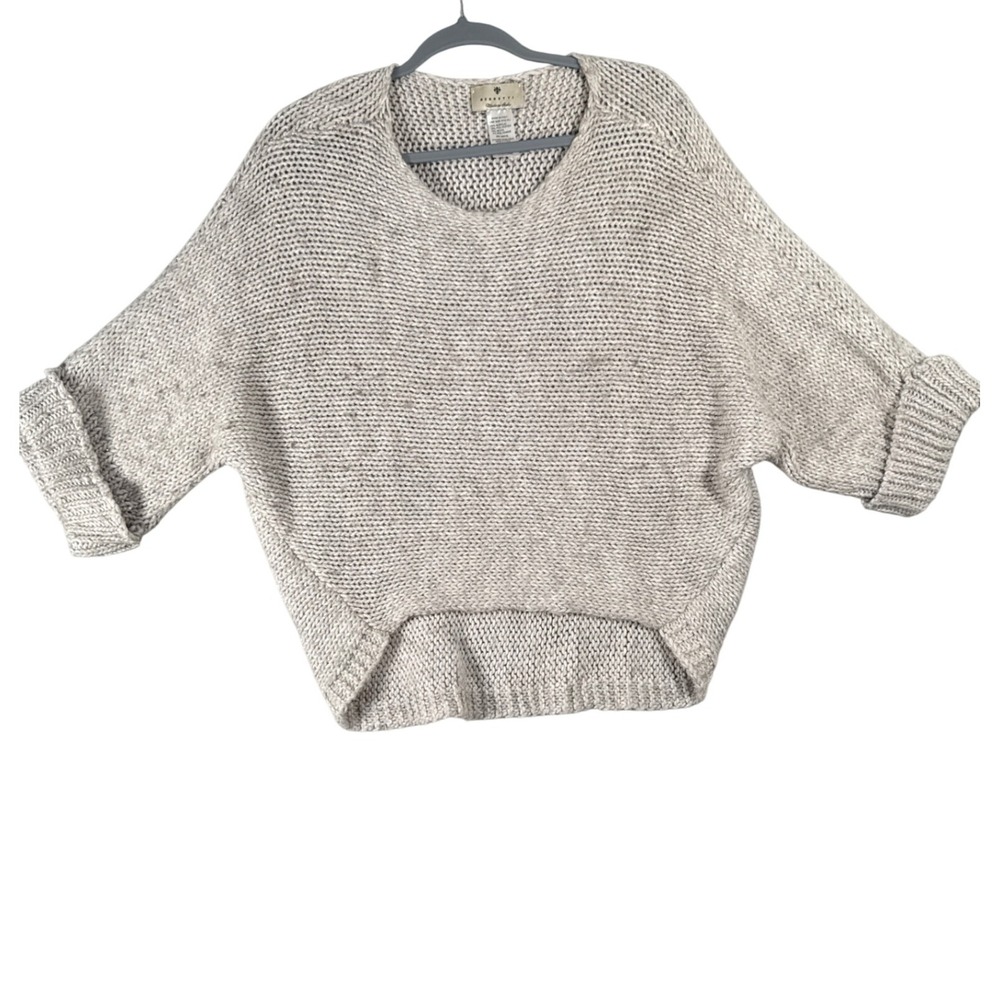 Cozy Women's Knit Sweater in Light Gray